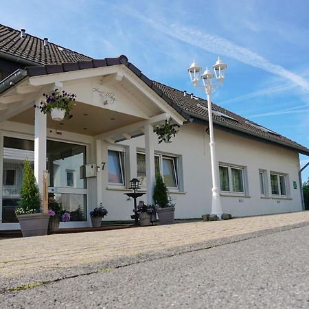 Haus Loehrberg Hotel Hemer Exterior foto